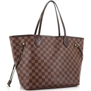 Neverfull, Louis Vuitton tote red interior. Original Bag and box included.